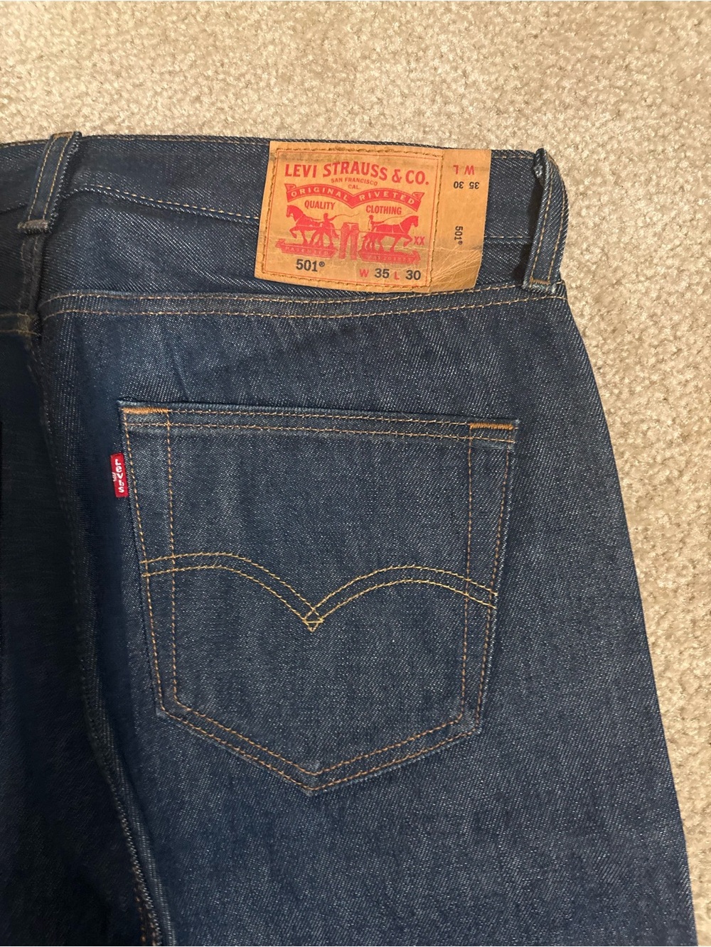 Levis 501 - Picture 4 of 5